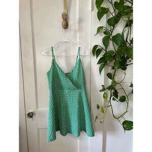 Prince & Fox women’s size medium green tank top